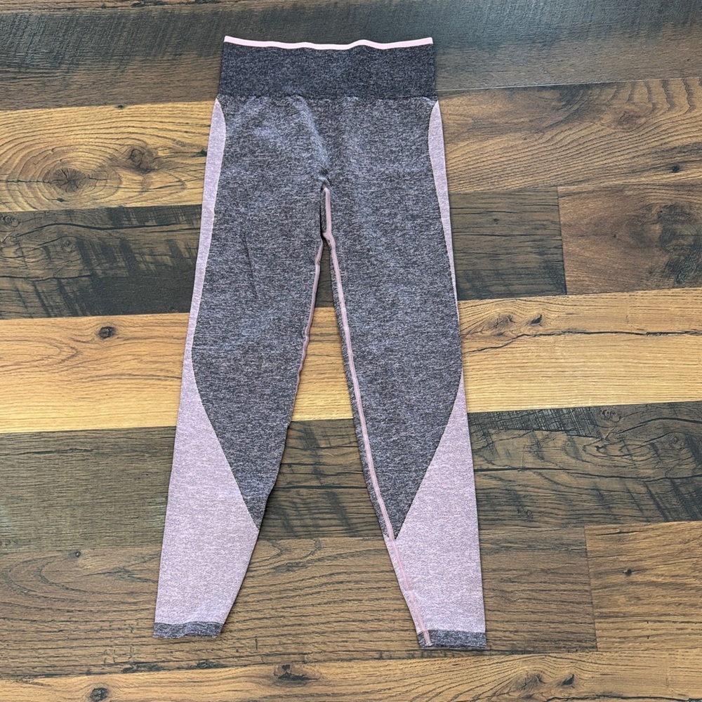 PINK Victoria's Secret Leggings